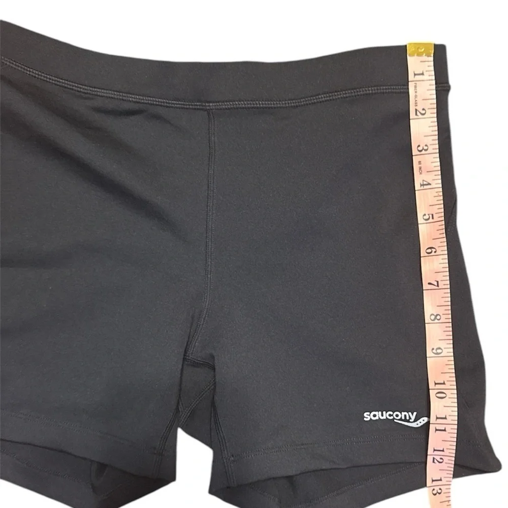 Saucony Women’s Fitted Workout Shorts